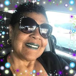 Meet your Posher, Laurene